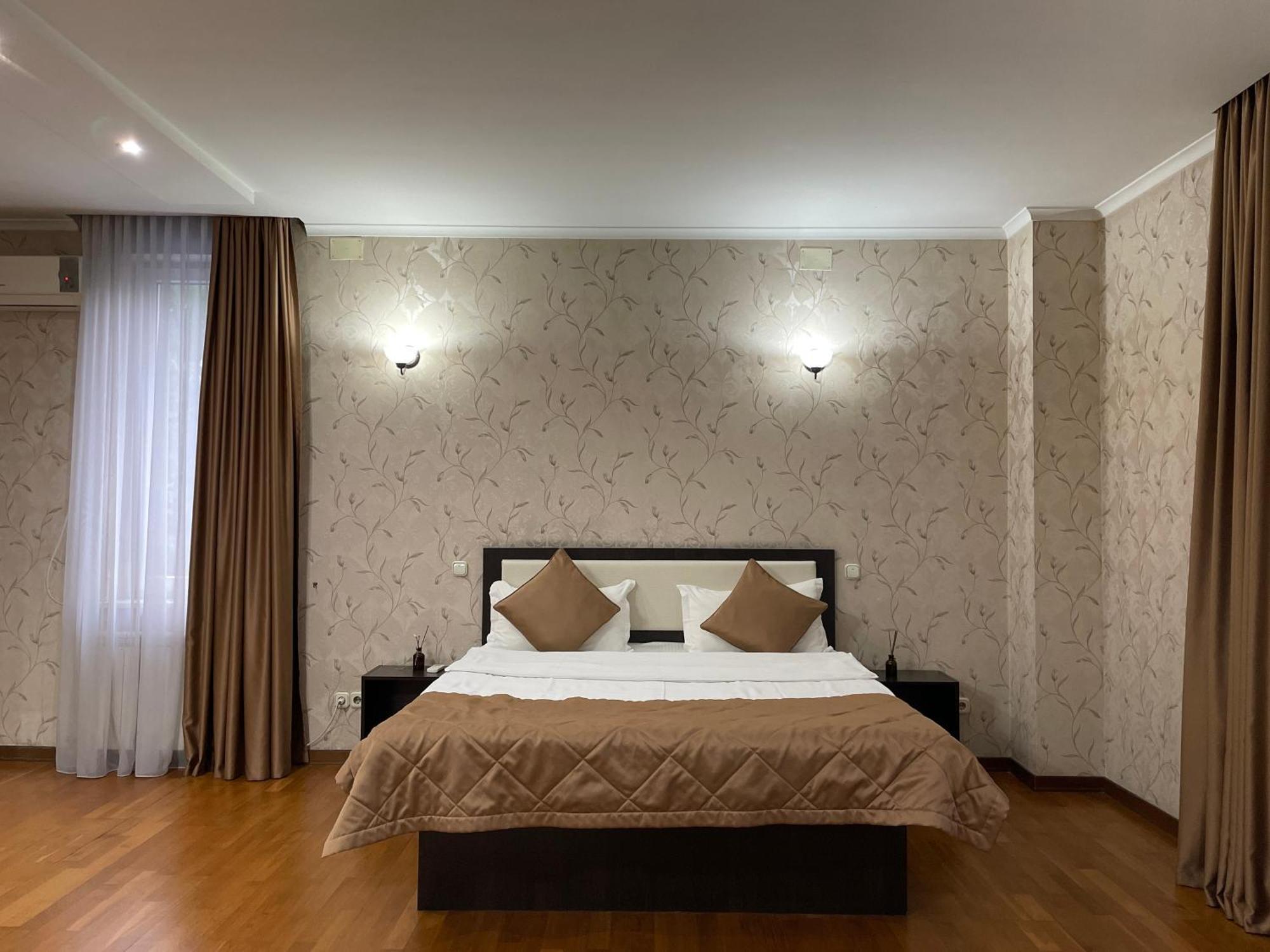 Apartment 5 Алмати Екстер'єр фото